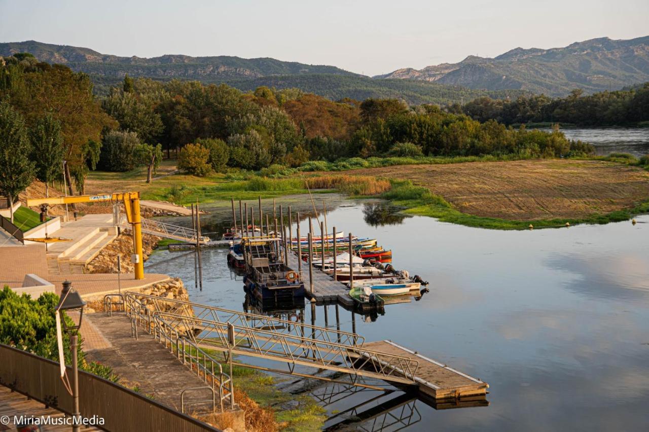 River Ebro Apartments Мора-де-Эбро Экстерьер фото