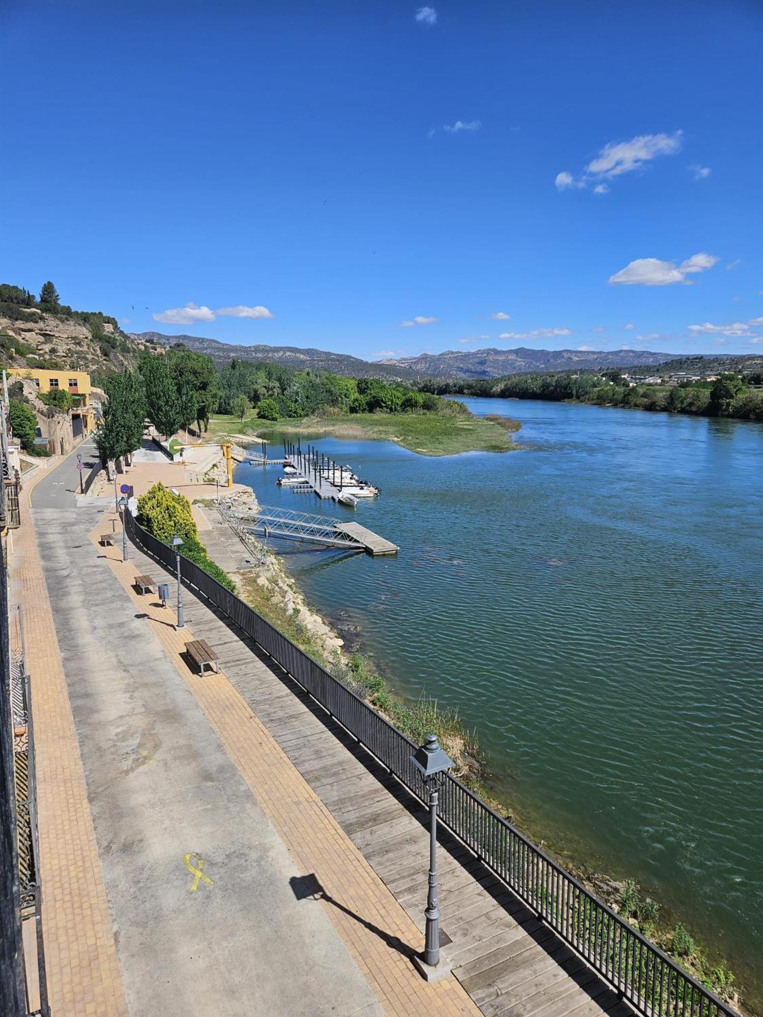 River Ebro Apartments Мора-де-Эбро Экстерьер фото